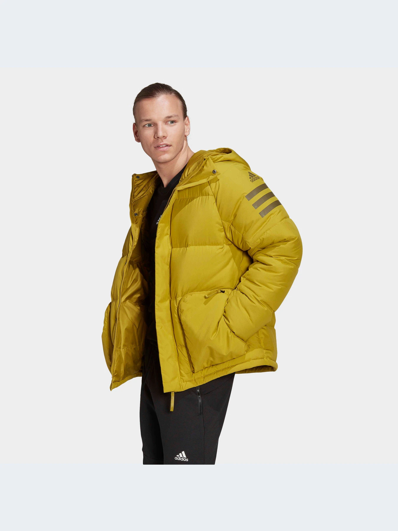Куртки та дублянки Adidas модель HG8578 Куртки та дублянки Adidas модель HG8578 Фото