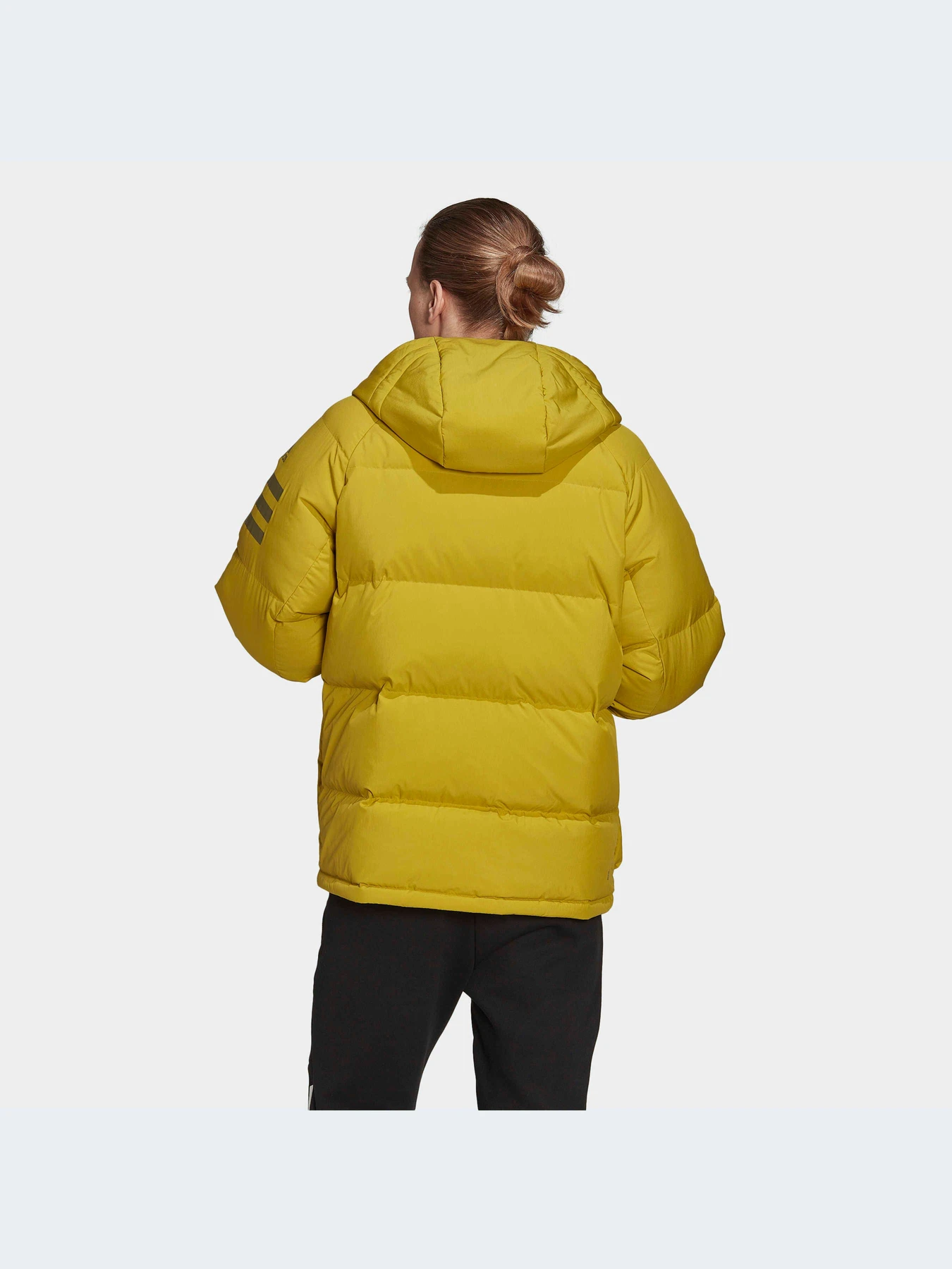 Куртки та дублянки Adidas модель HG8578 Куртки та дублянки Adidas модель HG8578 Фото