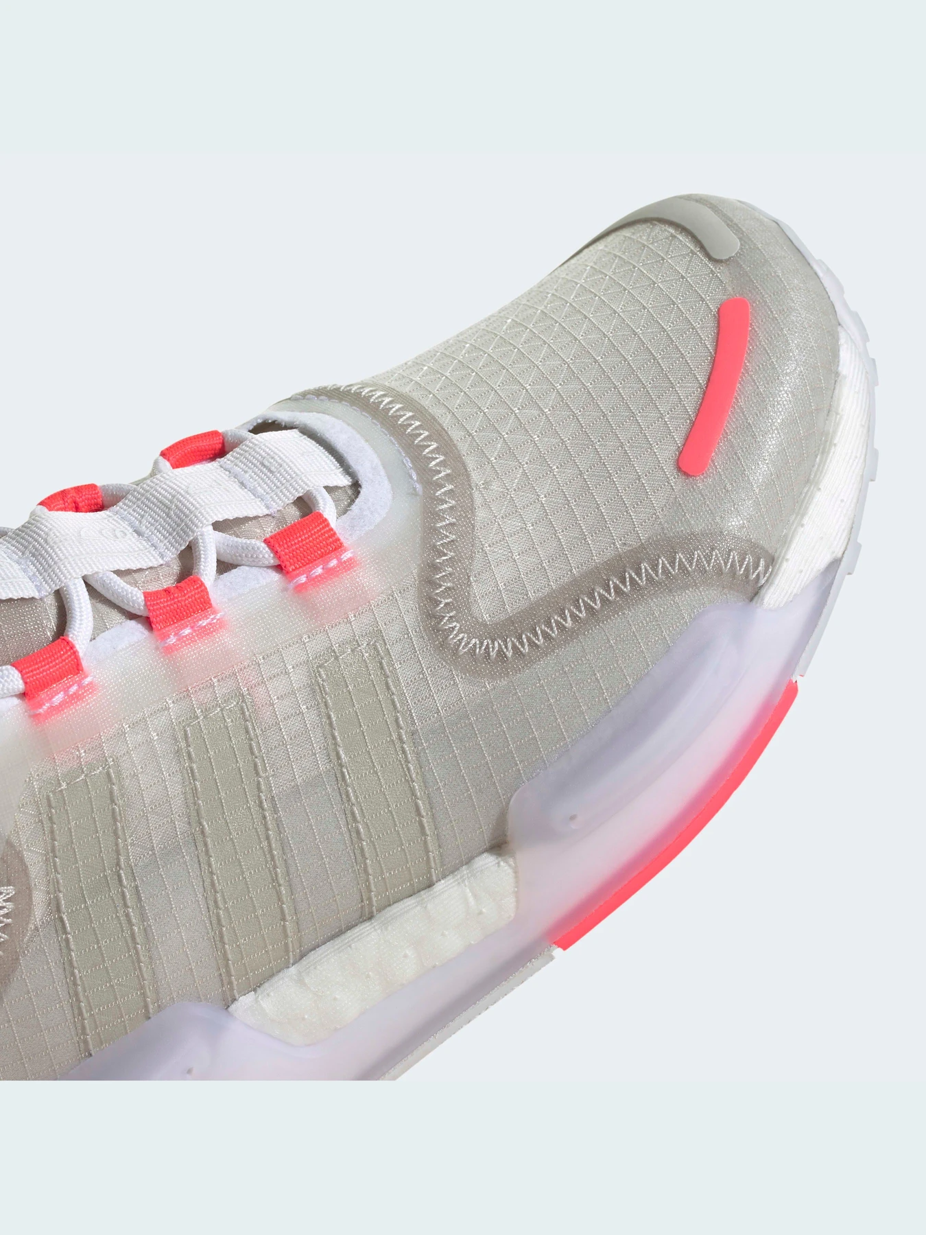 Кроссовки Adidas NMD модель GX5690 Фото