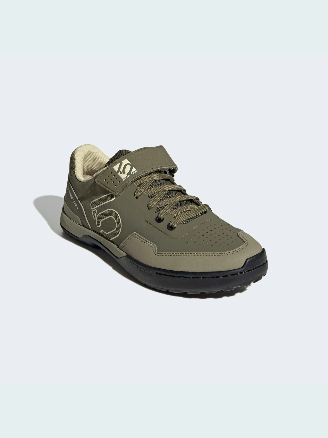 Кроссовки Adidas модель GZ9252 Кроссовки Adidas модель GZ9252 Фото