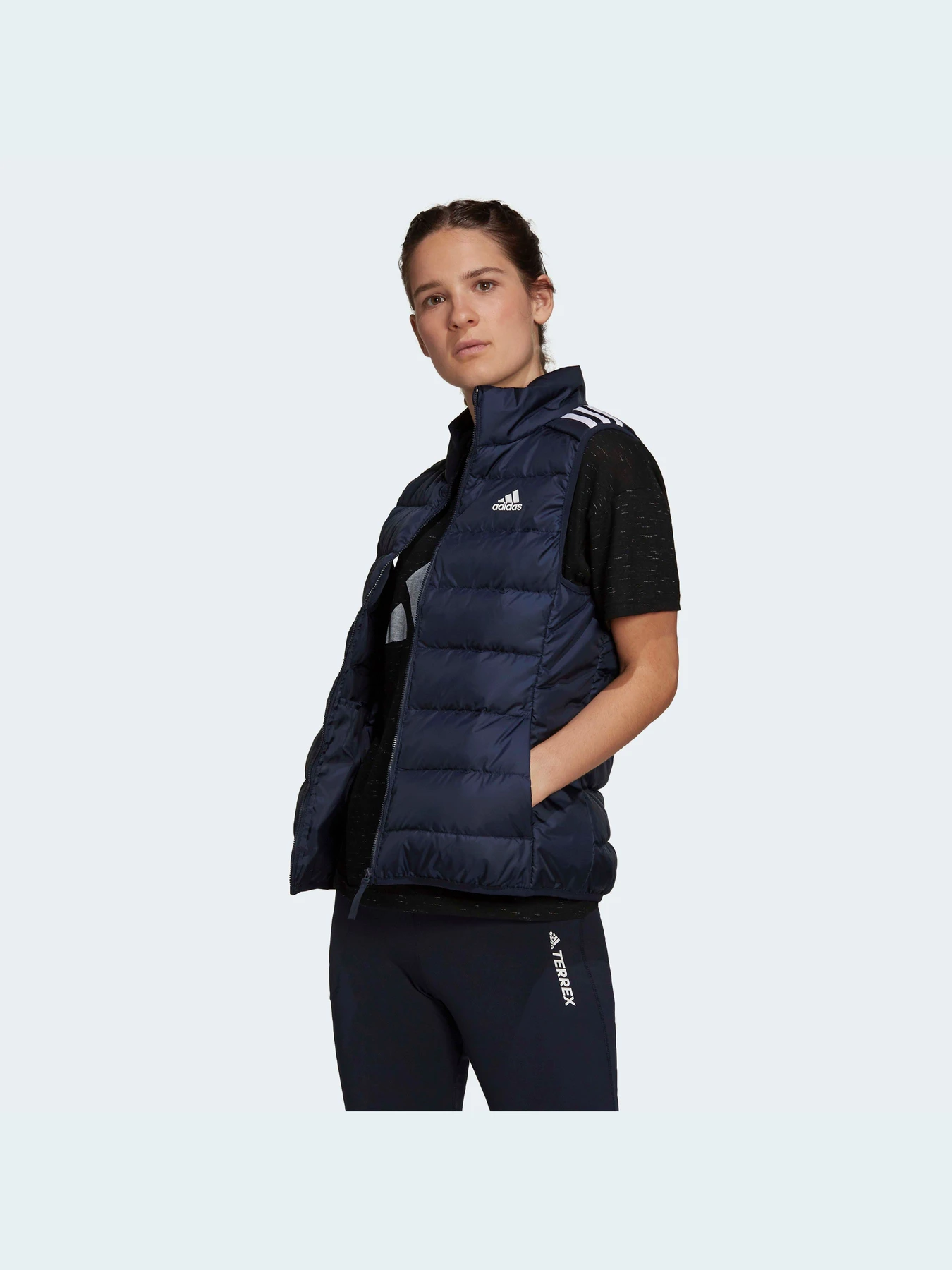 Куртки и дубленки Adidas модель GT9137 Куртки и дубленки Adidas модель GT9137 Фото