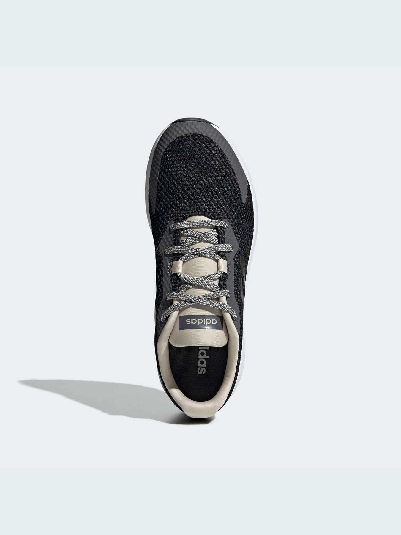 Кроссовки Adidas модель EE9933 Кроссовки Adidas модель EE9933 Фото
