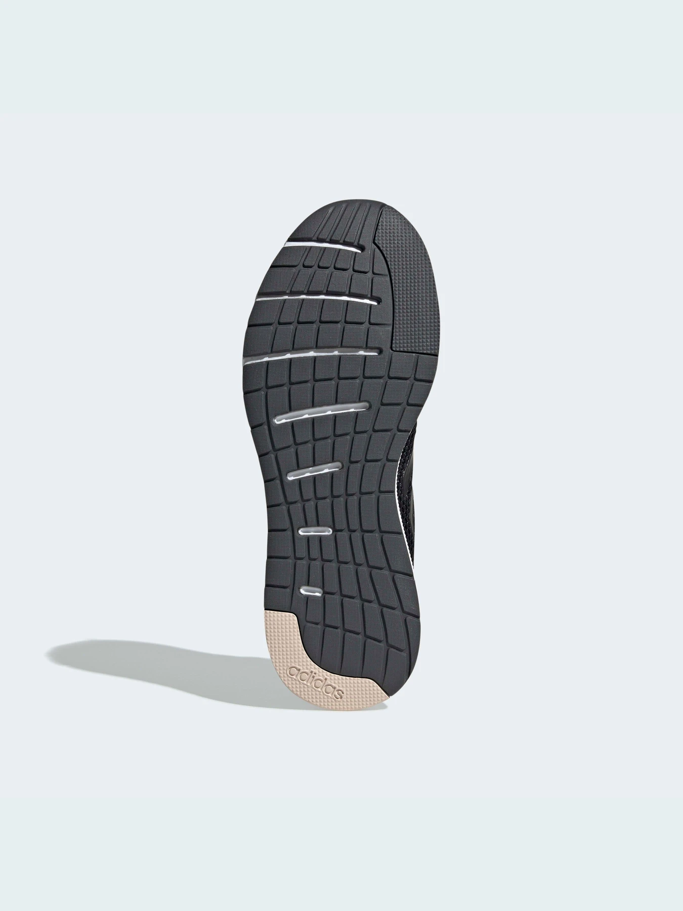 Кроссовки Adidas модель EE9933 Кроссовки Adidas модель EE9933 Фото