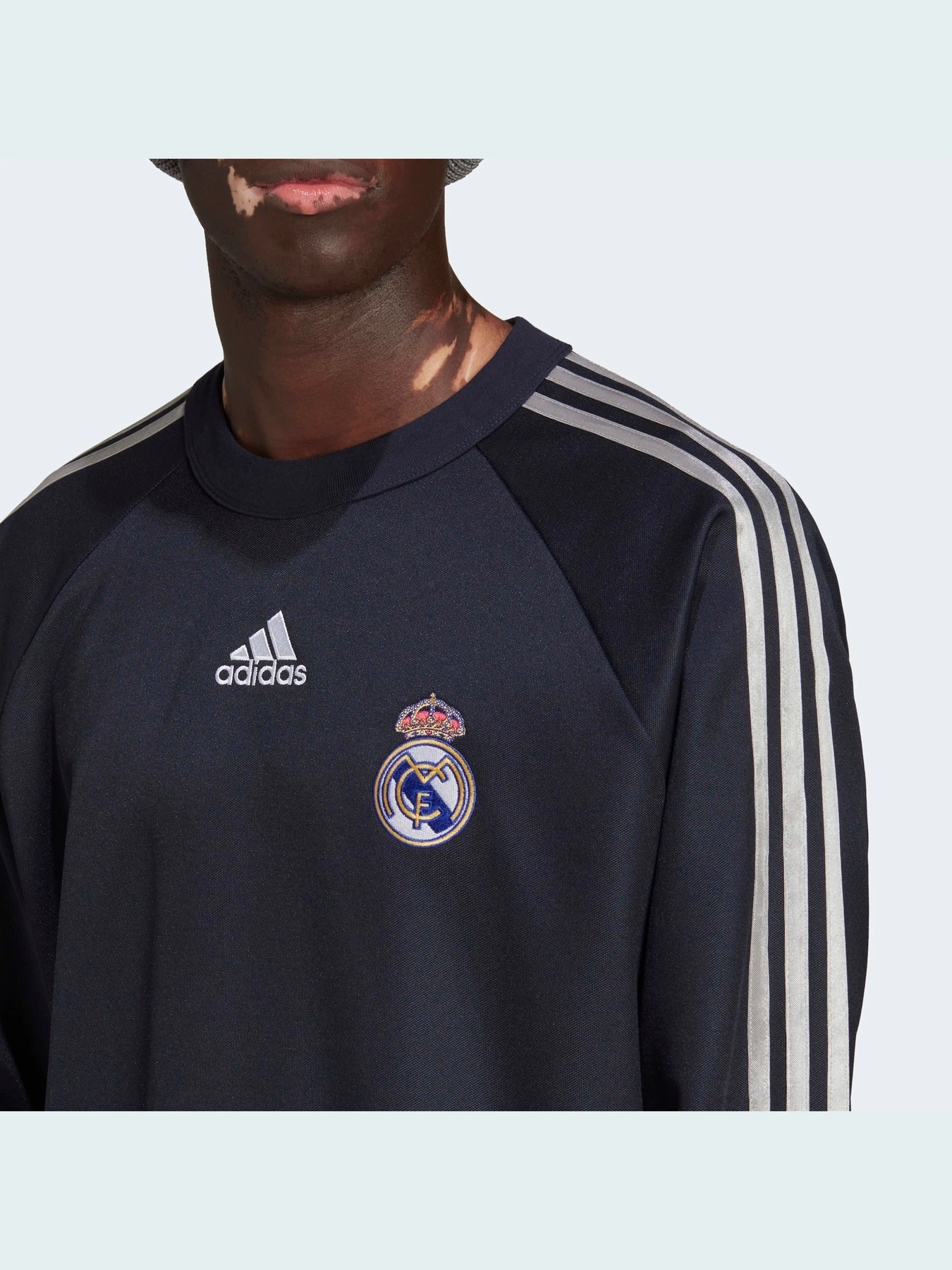 Худі та світшоти Adidas модель HA2531 Худі та світшоти Adidas модель HA2531 Фото