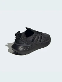 Кроссовки Adidas Swift модель GZ3500 Фото