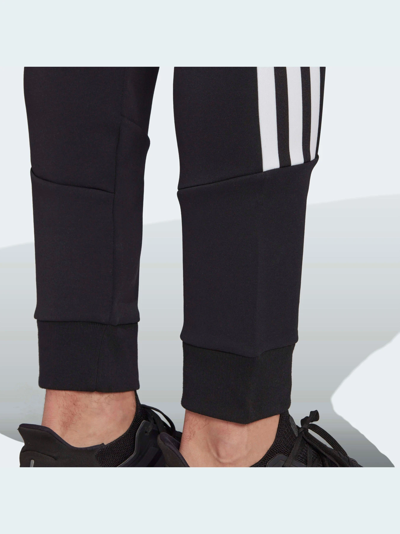 Брюки Adidas 3 Stripes модель H46533 Фото