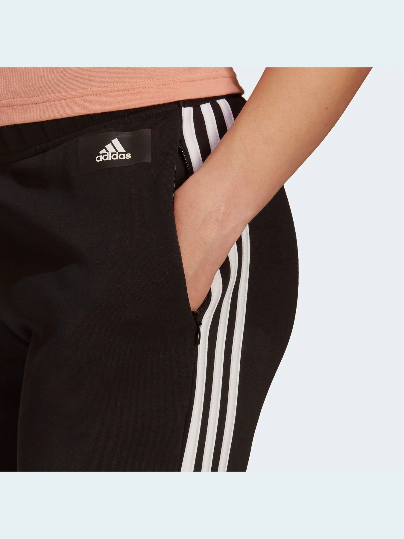 Брюки Adidas 3 Stripes модель GU9689 Брюки Adidas 3 Stripes модель GU9689 Фото