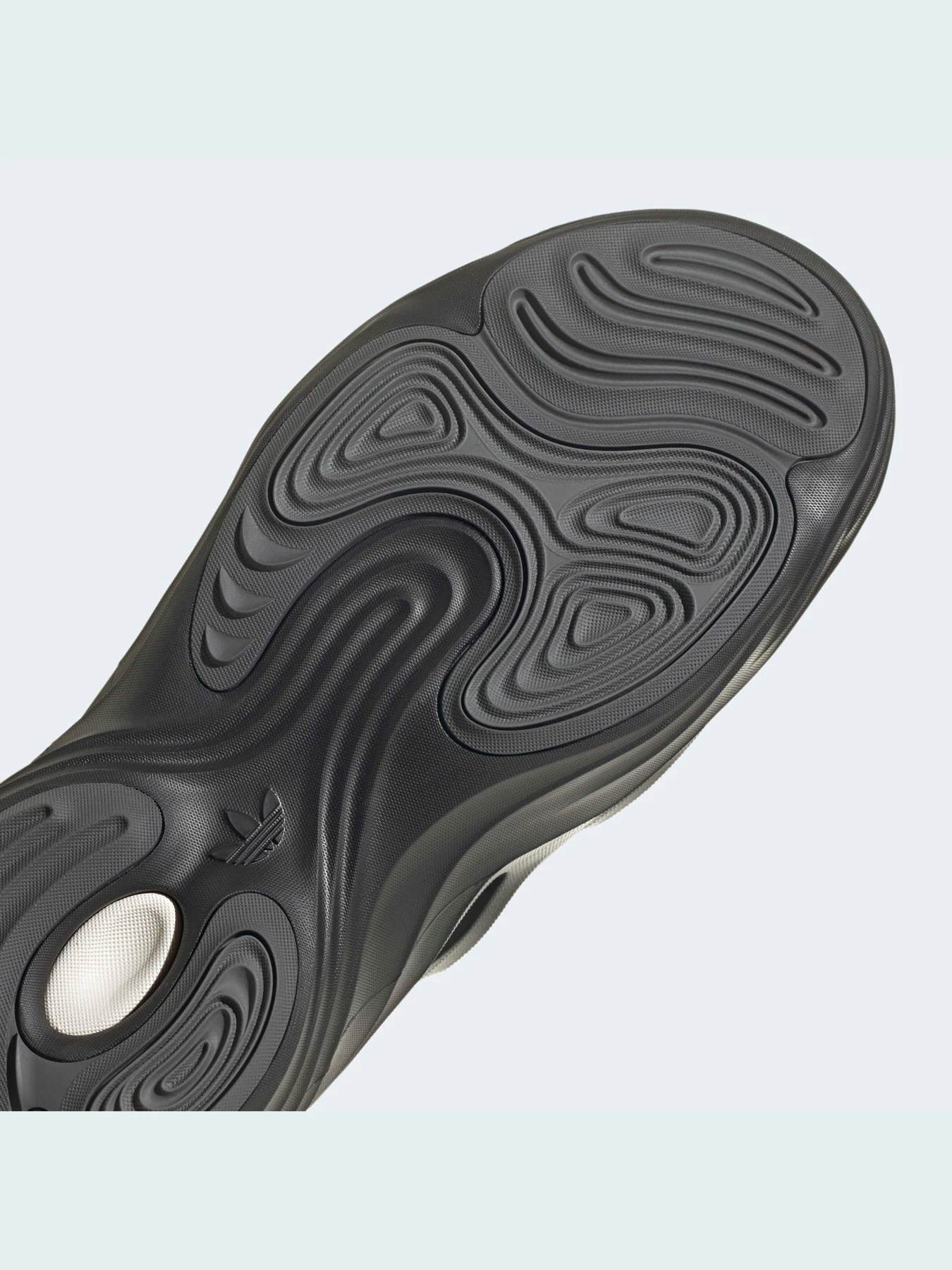 Кроссовки Adidas модель HP6581 Фото