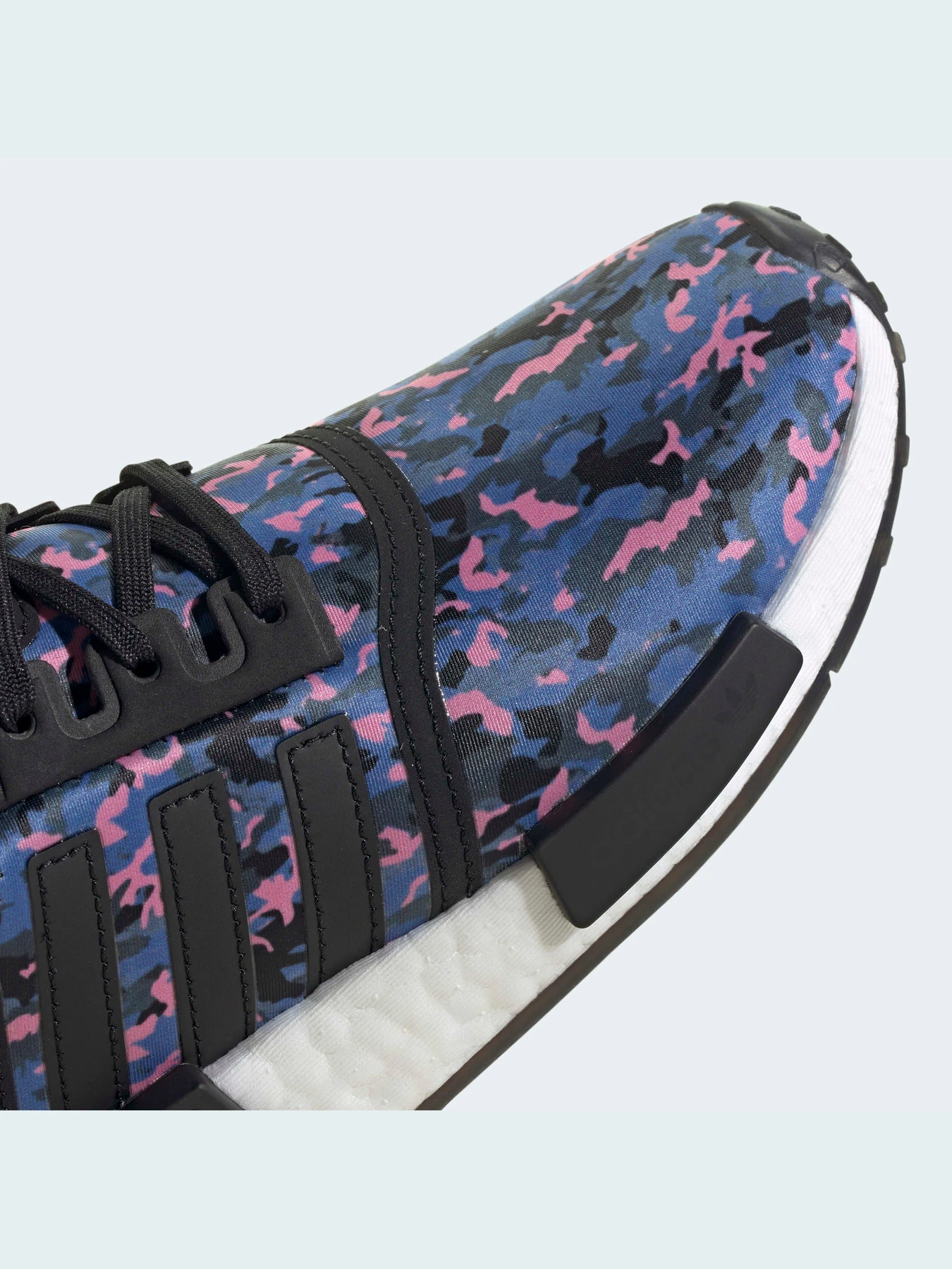 Кросівки Adidas NMD модель HQ6183 Кросівки Adidas NMD модель HQ6183 Фото