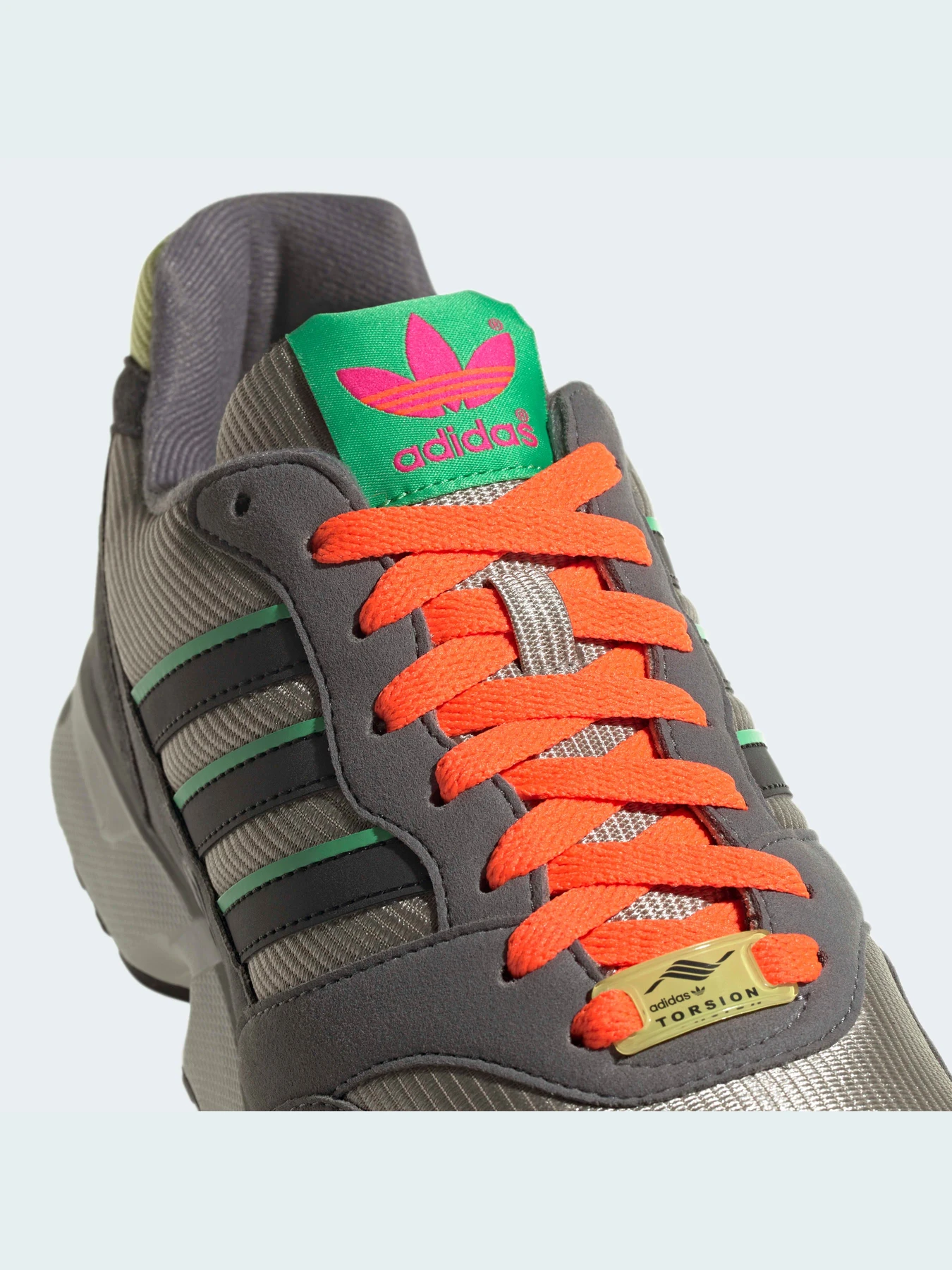 Кроссовки Adidas ZX модель H02138 Кроссовки Adidas ZX модель H02138 Фото