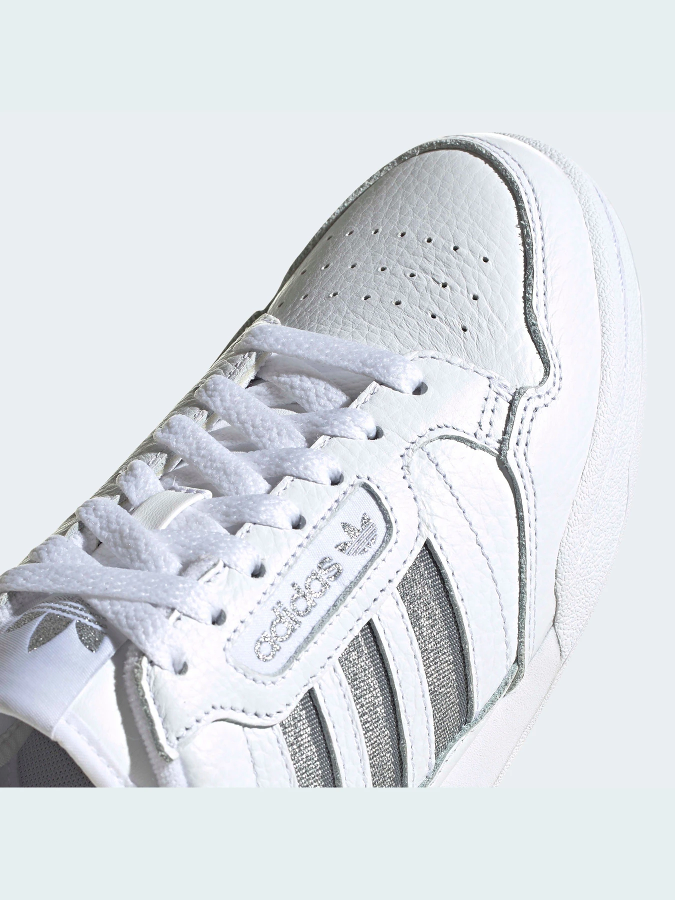 Кроссовки Adidas модель S42626 Кроссовки Adidas модель S42626 Фото