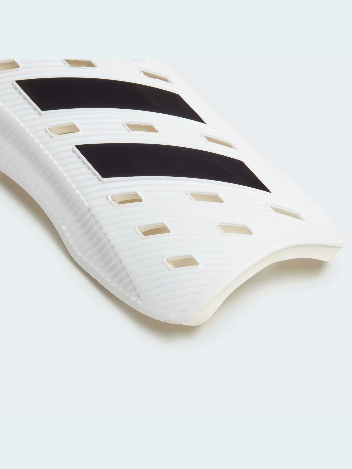 Щитки Adidas Tiro модель GJ7756 Фото