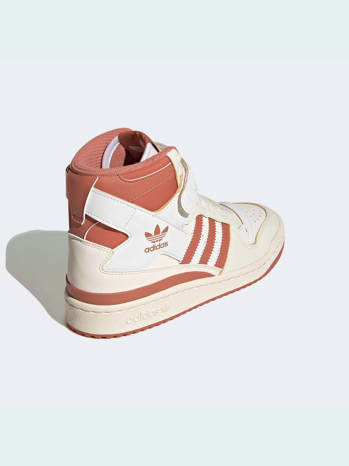 Кроссовки Adidas Forum модель GX4516 Кроссовки Adidas Forum модель GX4516 Фото