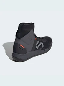 Кроссовки Adidas модель EF3010 Фото