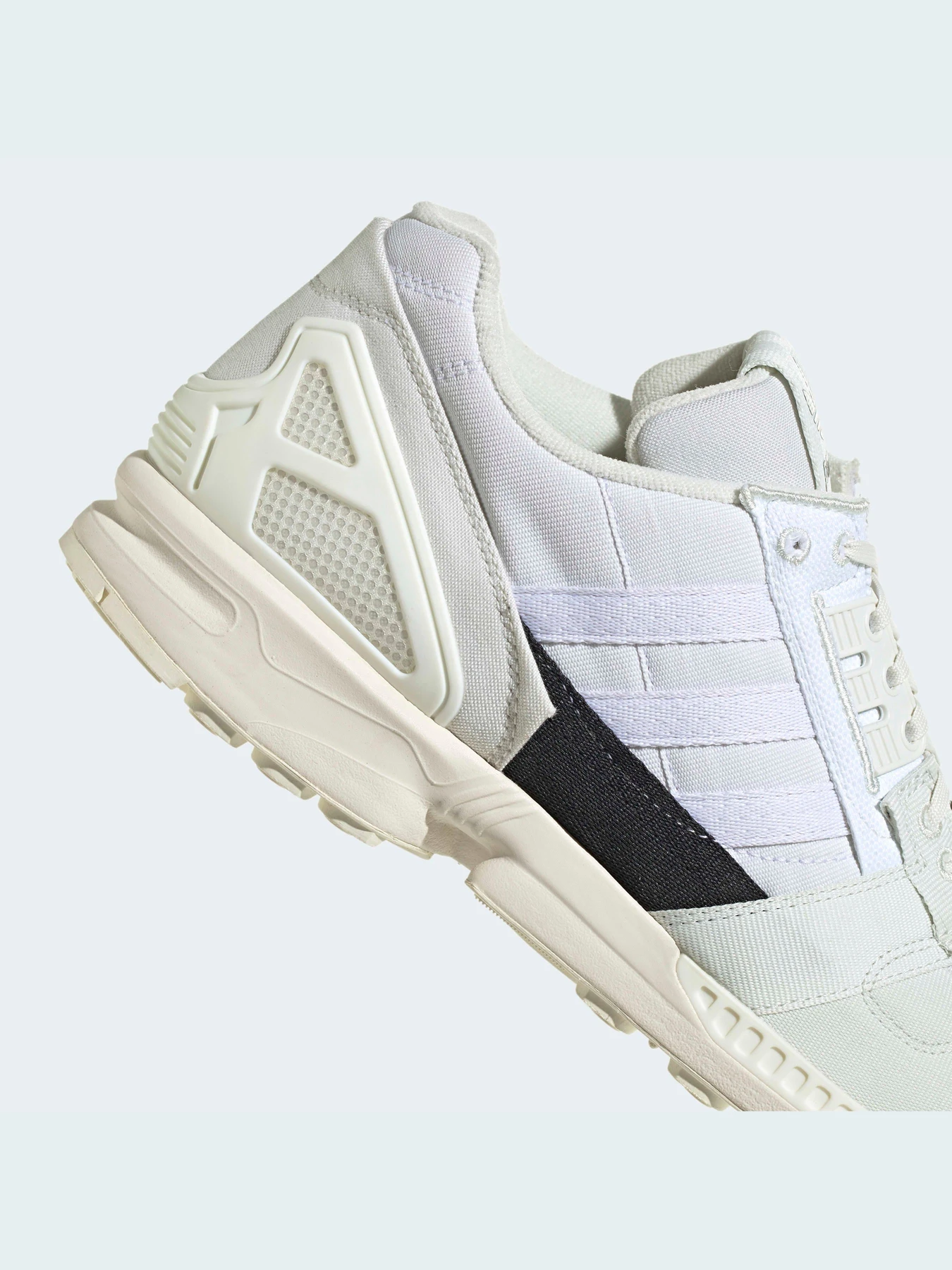 Кроссовки Adidas модель GV7618 Фото