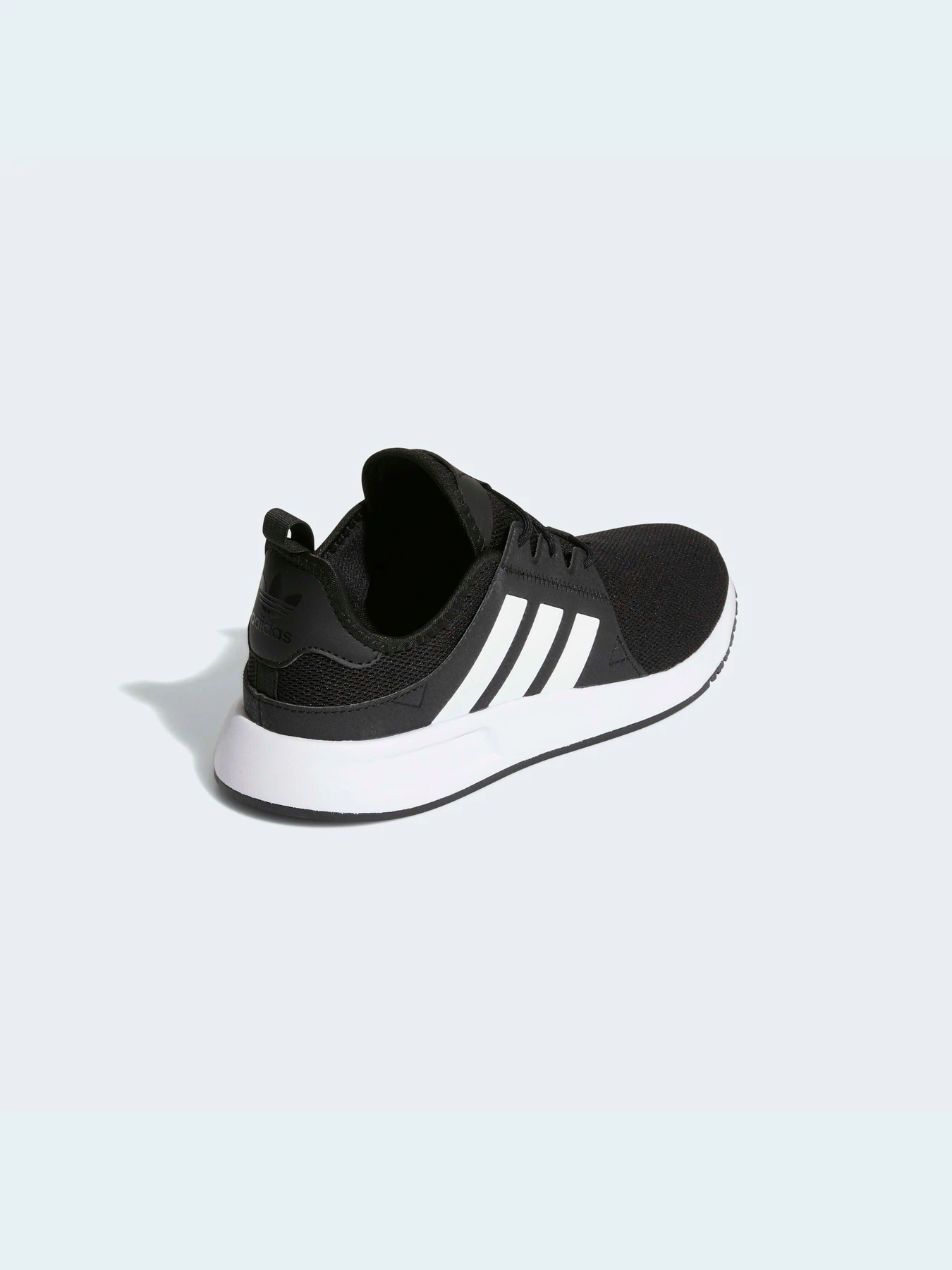 Кроссовки Adidas модель EE3659 Кроссовки Adidas модель EE3659 Фото