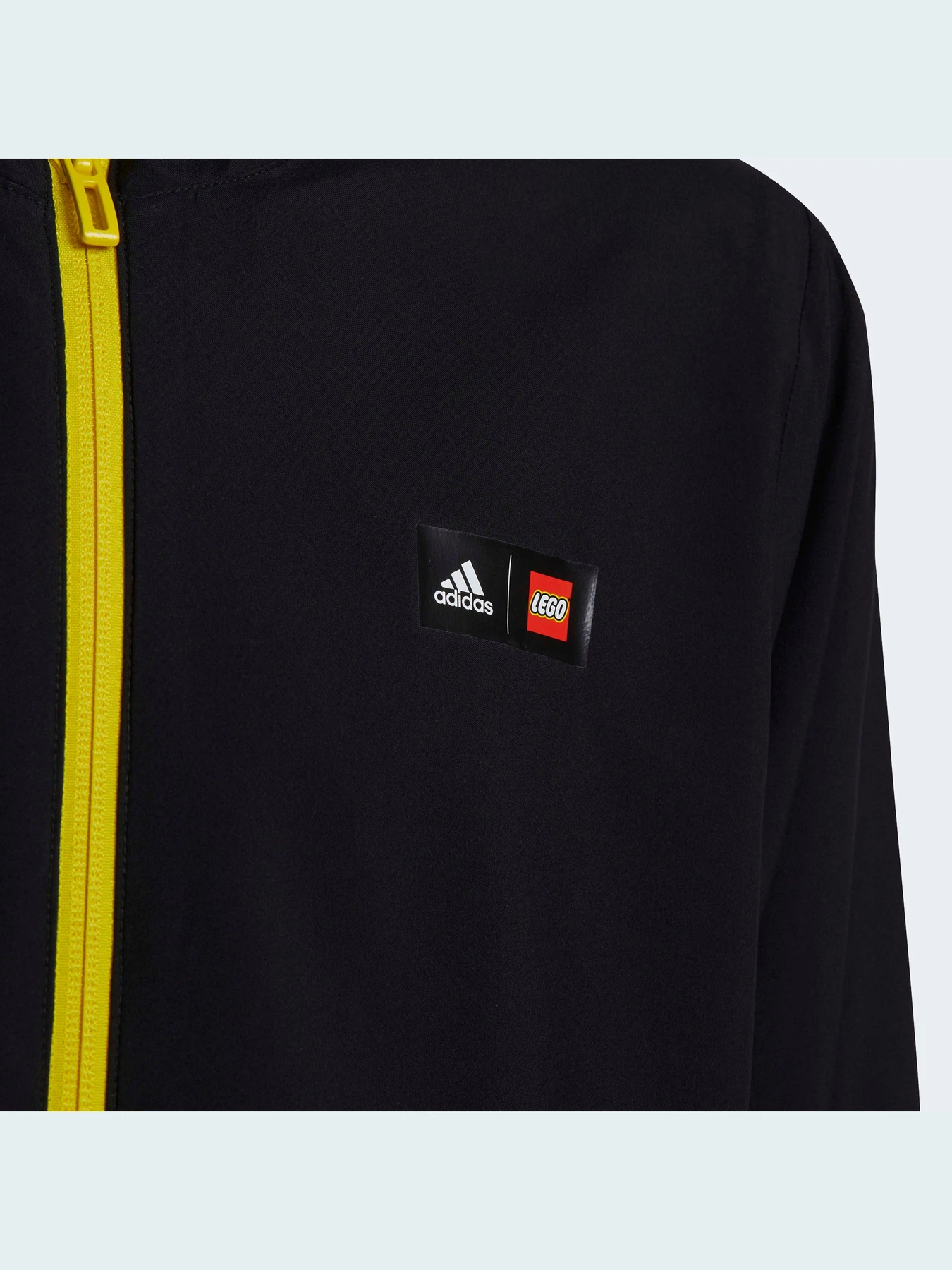 Куртки и дубленки Adidas модель HE5988 Куртки и дубленки Adidas модель HE5988 Фото