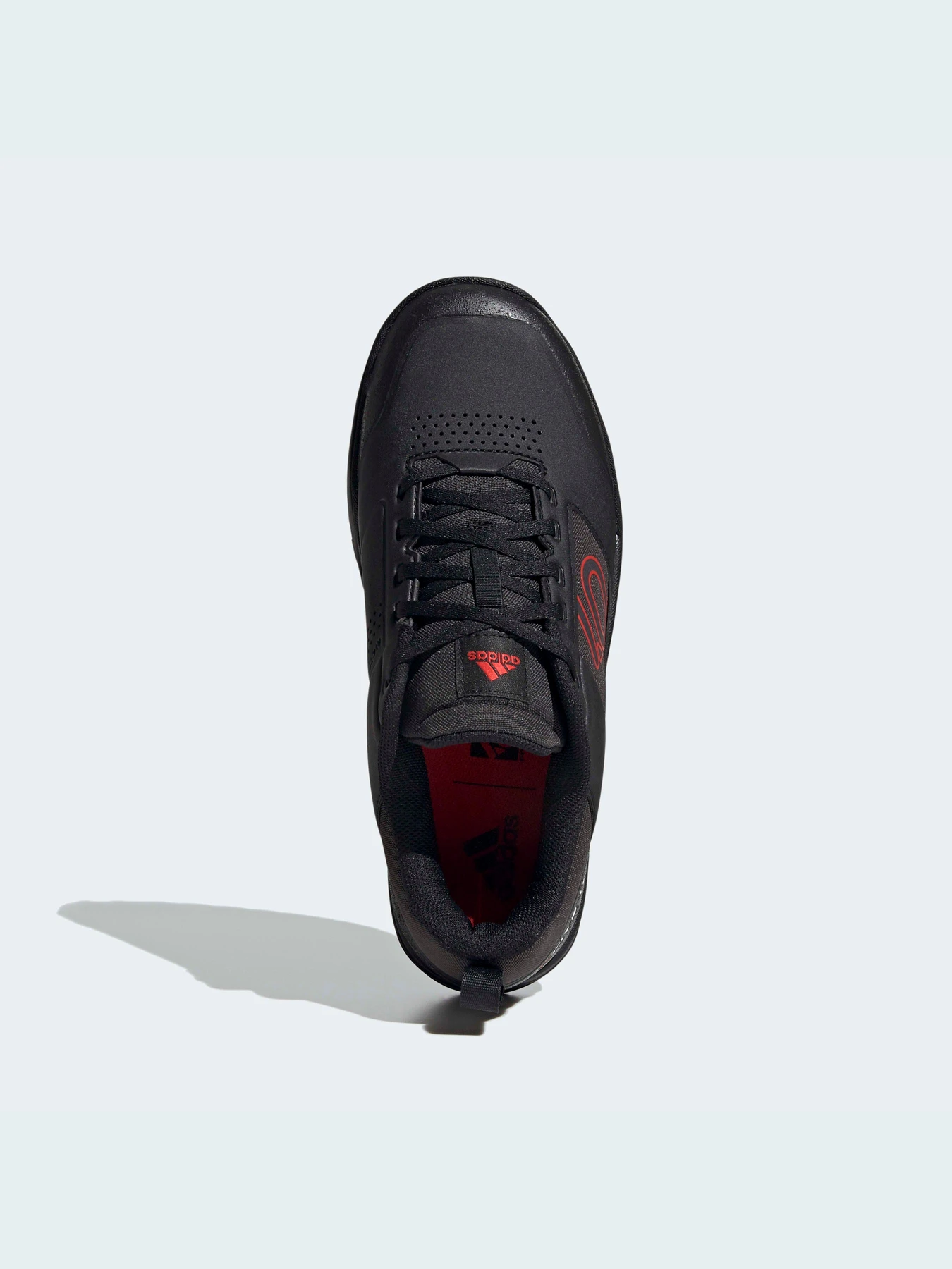 Кроссовки Adidas модель FU7524 Кроссовки Adidas модель FU7524 Фото