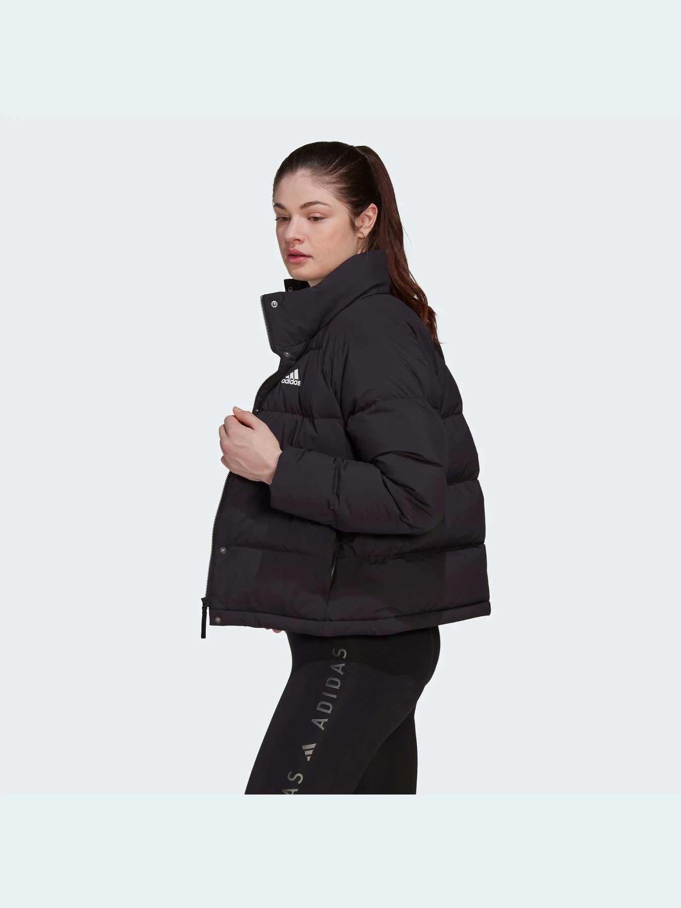 Куртки и дубленки Adidas модель HG8696 Куртки и дубленки Adidas модель HG8696 Фото