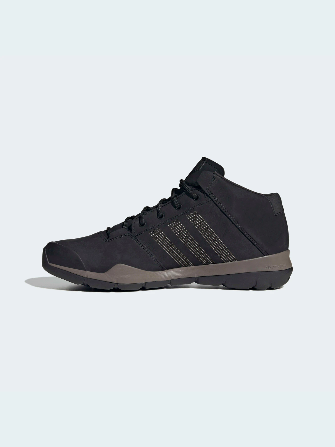 Кроссовки Adidas модель M18558 Фото