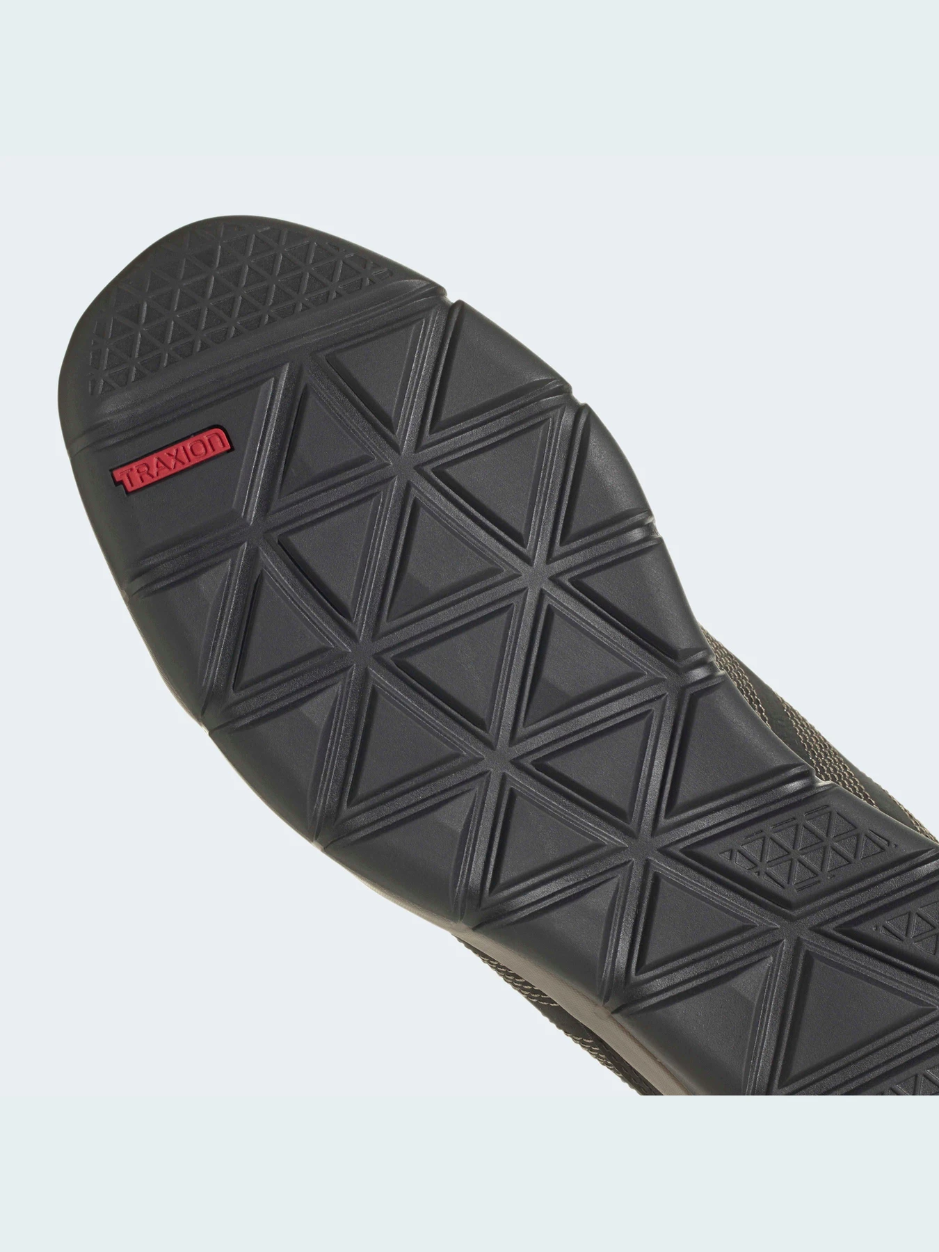 Кроссовки Adidas модель M18558 Фото