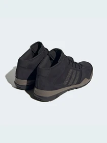 Кроссовки Adidas модель M18558 Фото