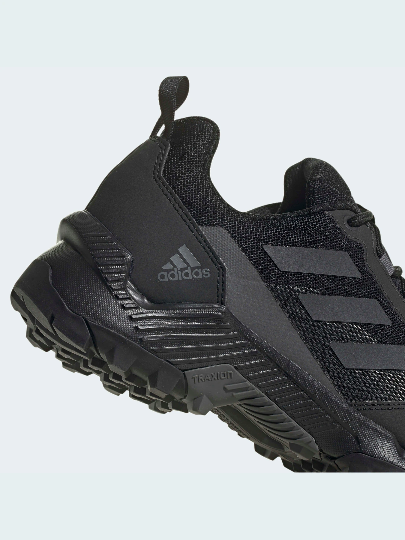 Кроссовки Adidas модель S24010 Кроссовки Adidas модель S24010 Фото