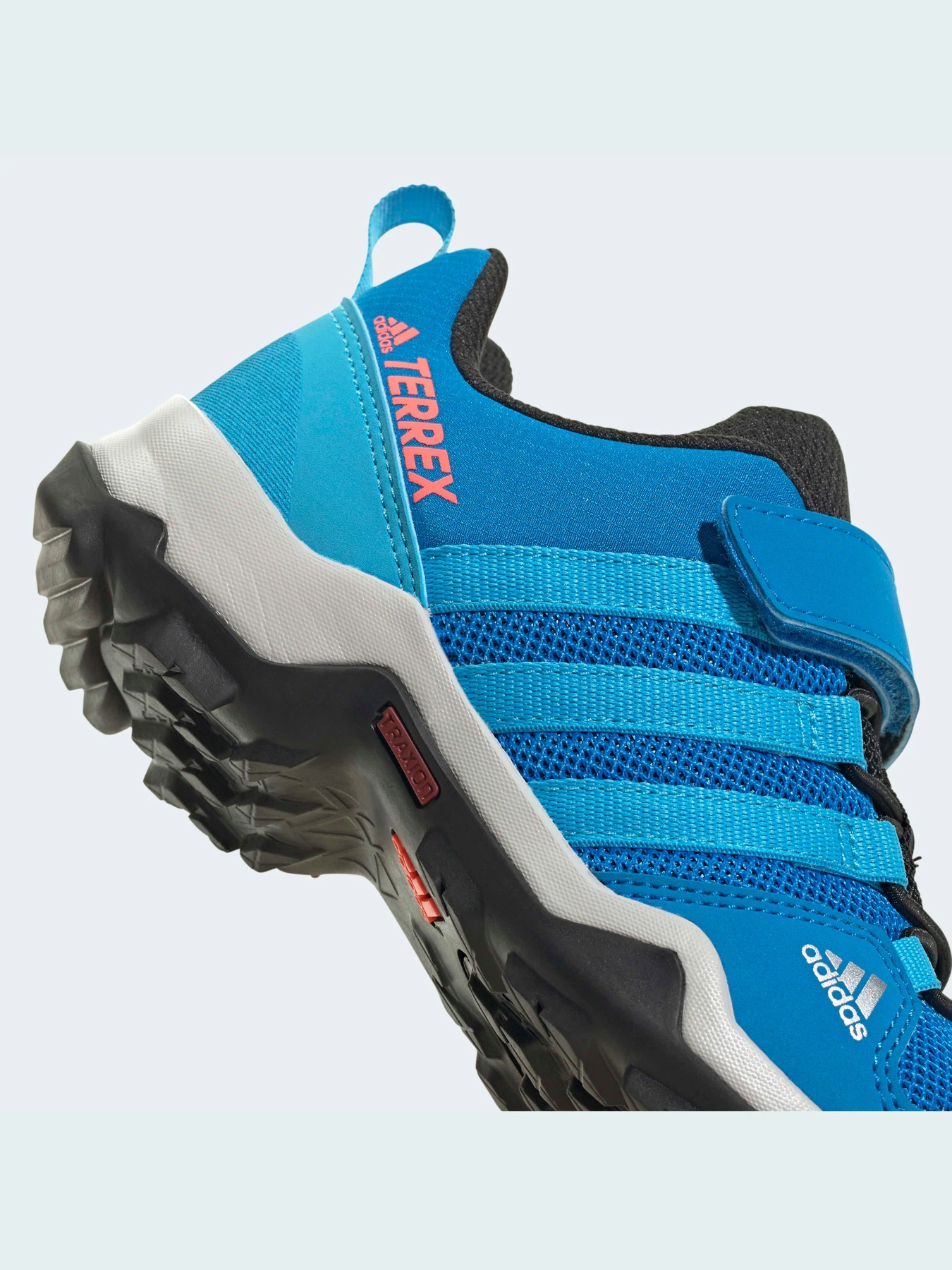 Кросівки Adidas модель GY7680 Фото