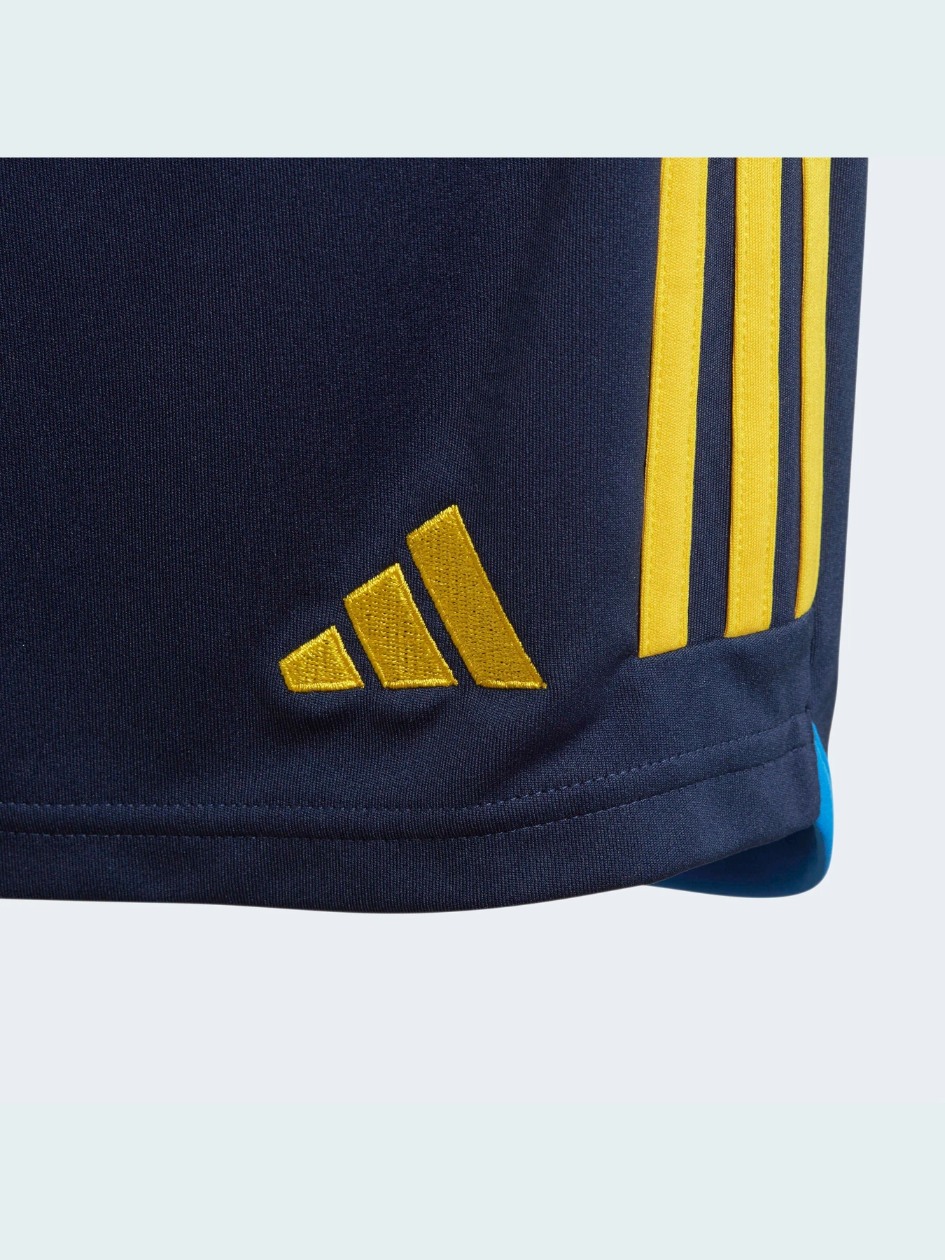 Шорты Adidas модель HE6627 Шорты Adidas модель HE6627 Фото