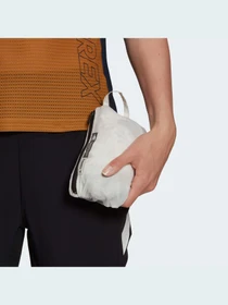 Куртки та дублянки Adidas модель GP1976 Фото