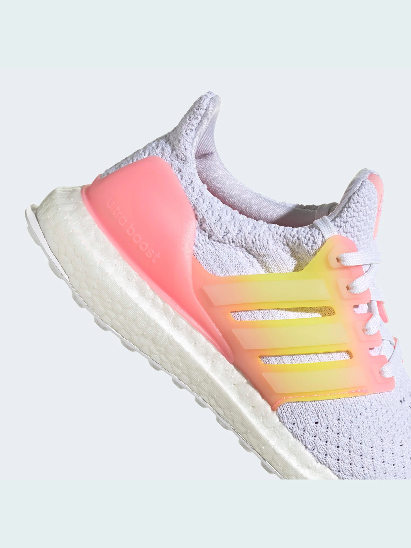Кроссовки Adidas Ultraboost модель GX9762 Фото