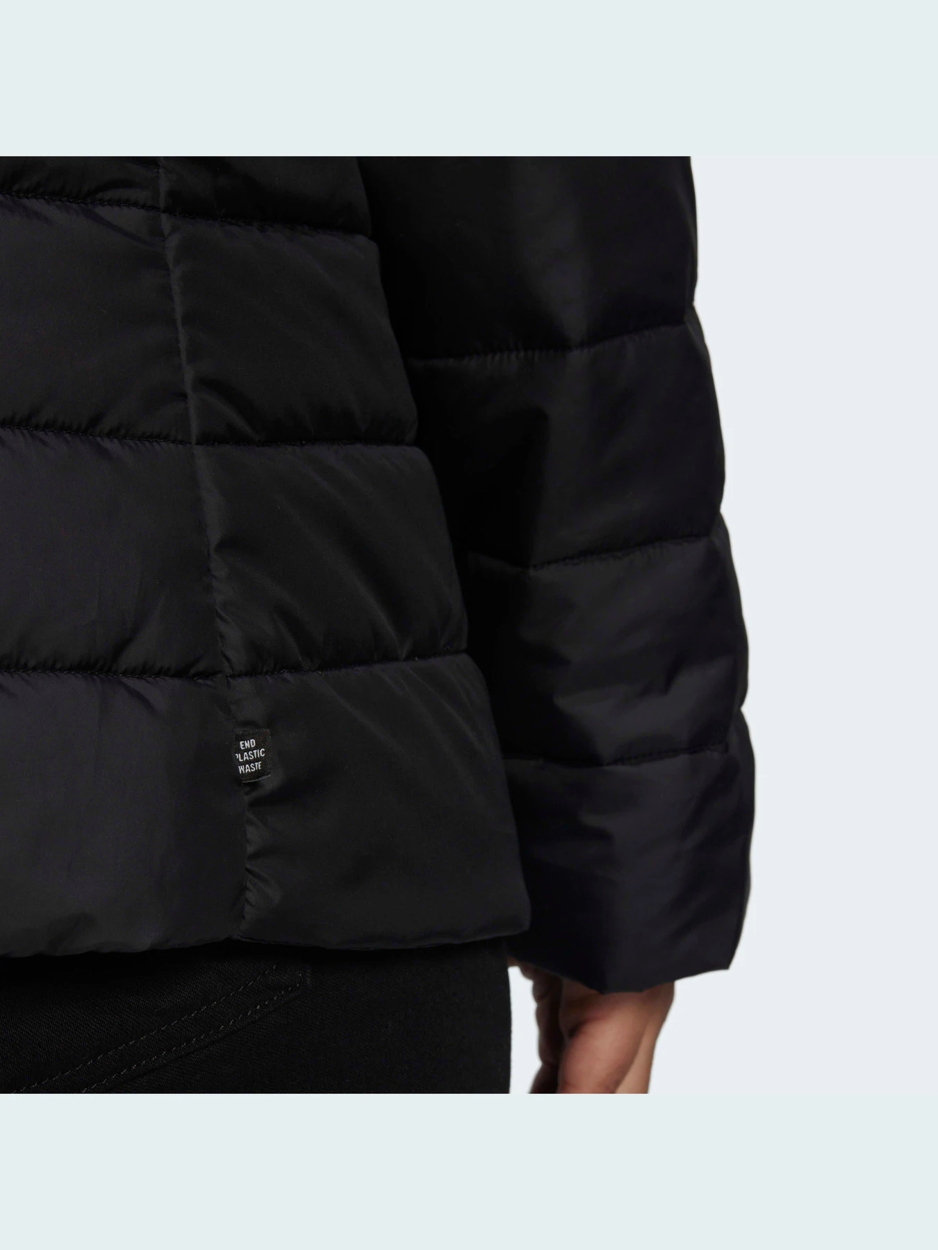 Куртки та дублянки Adidas модель HL9351 Куртки та дублянки Adidas модель HL9351 Фото