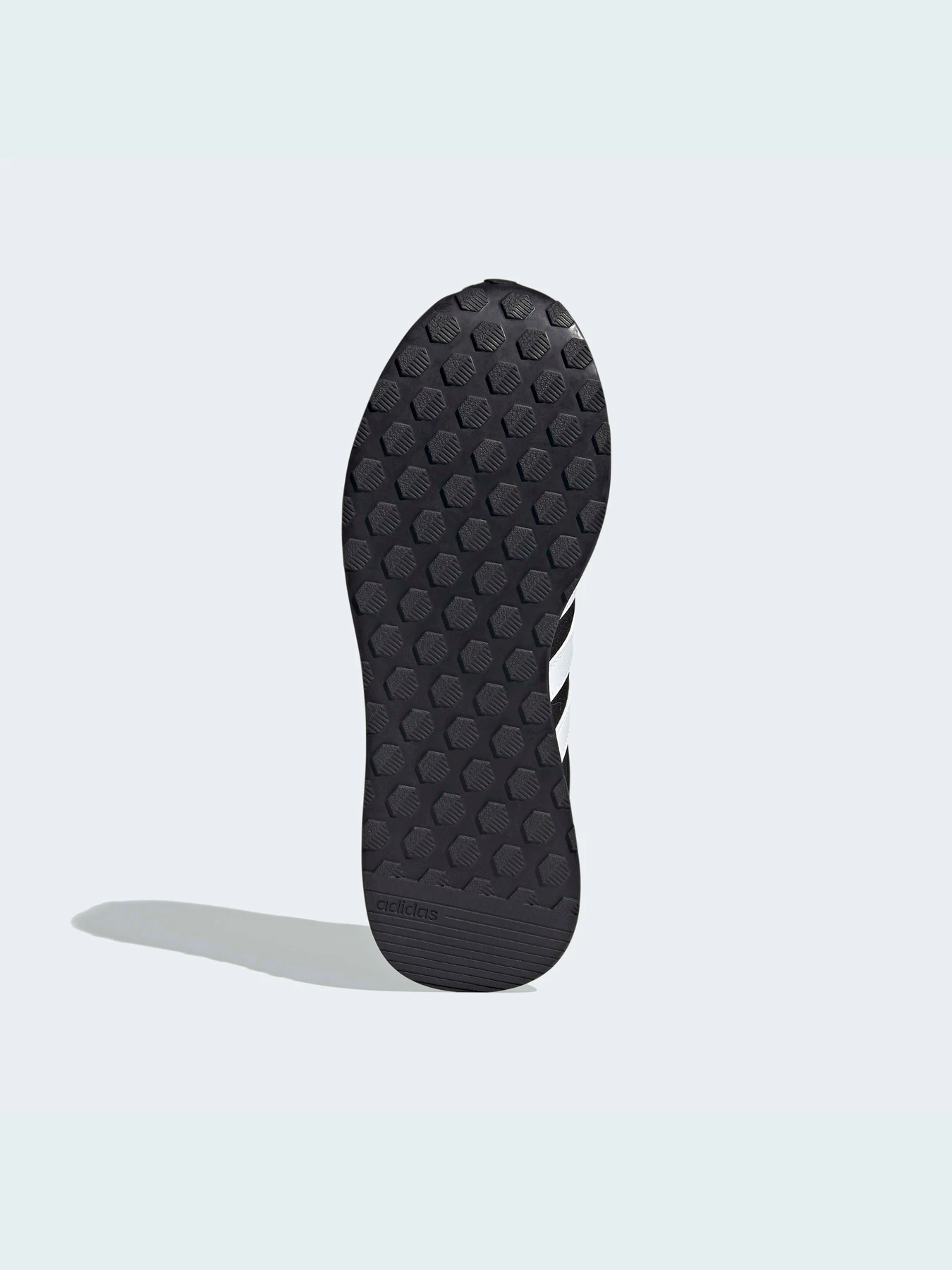 Кроссовки Adidas модель FZ0961 Фото