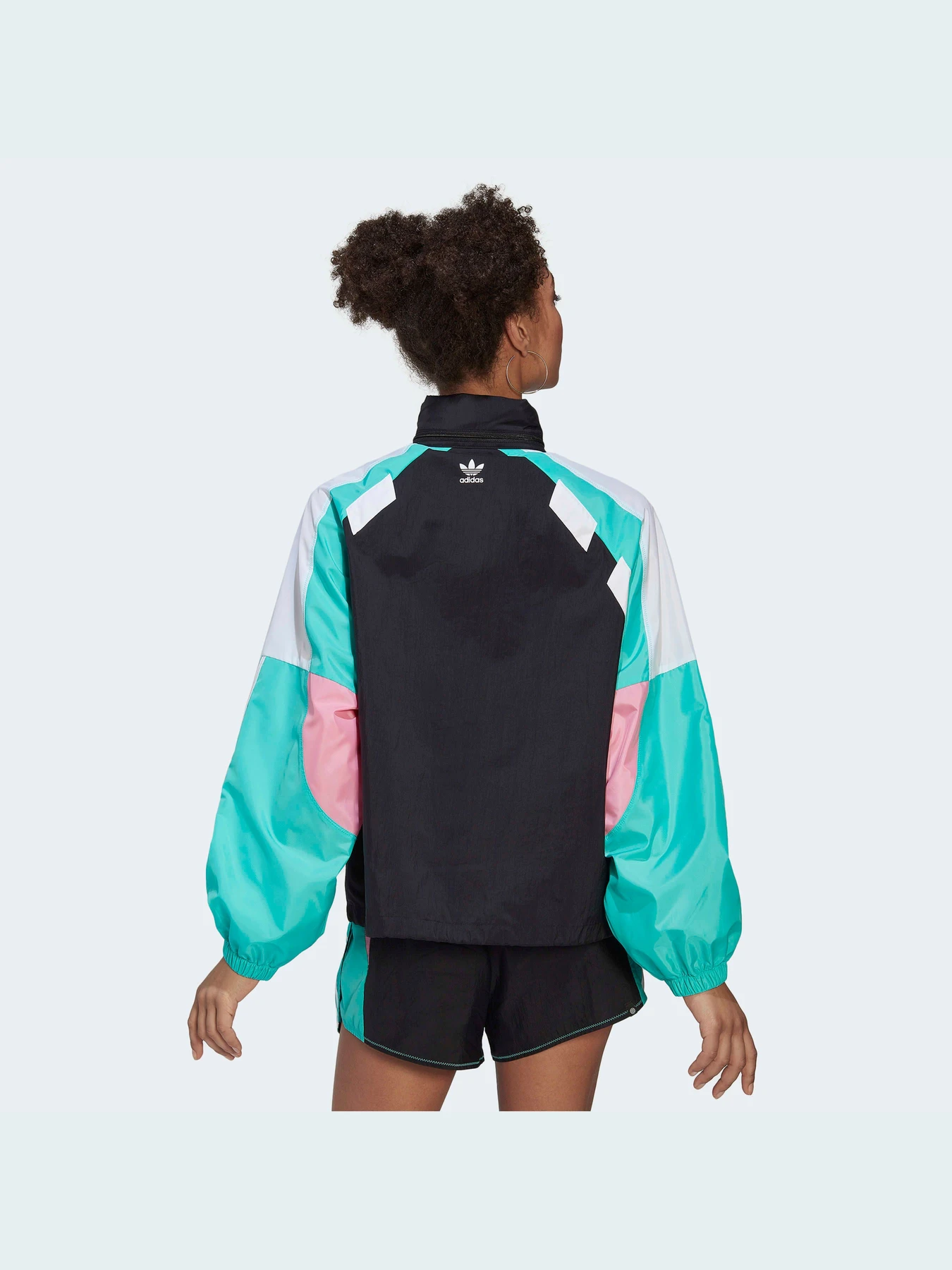 Куртки та дублянки Adidas модель HS2627 Куртки та дублянки Adidas модель HS2627 Фото
