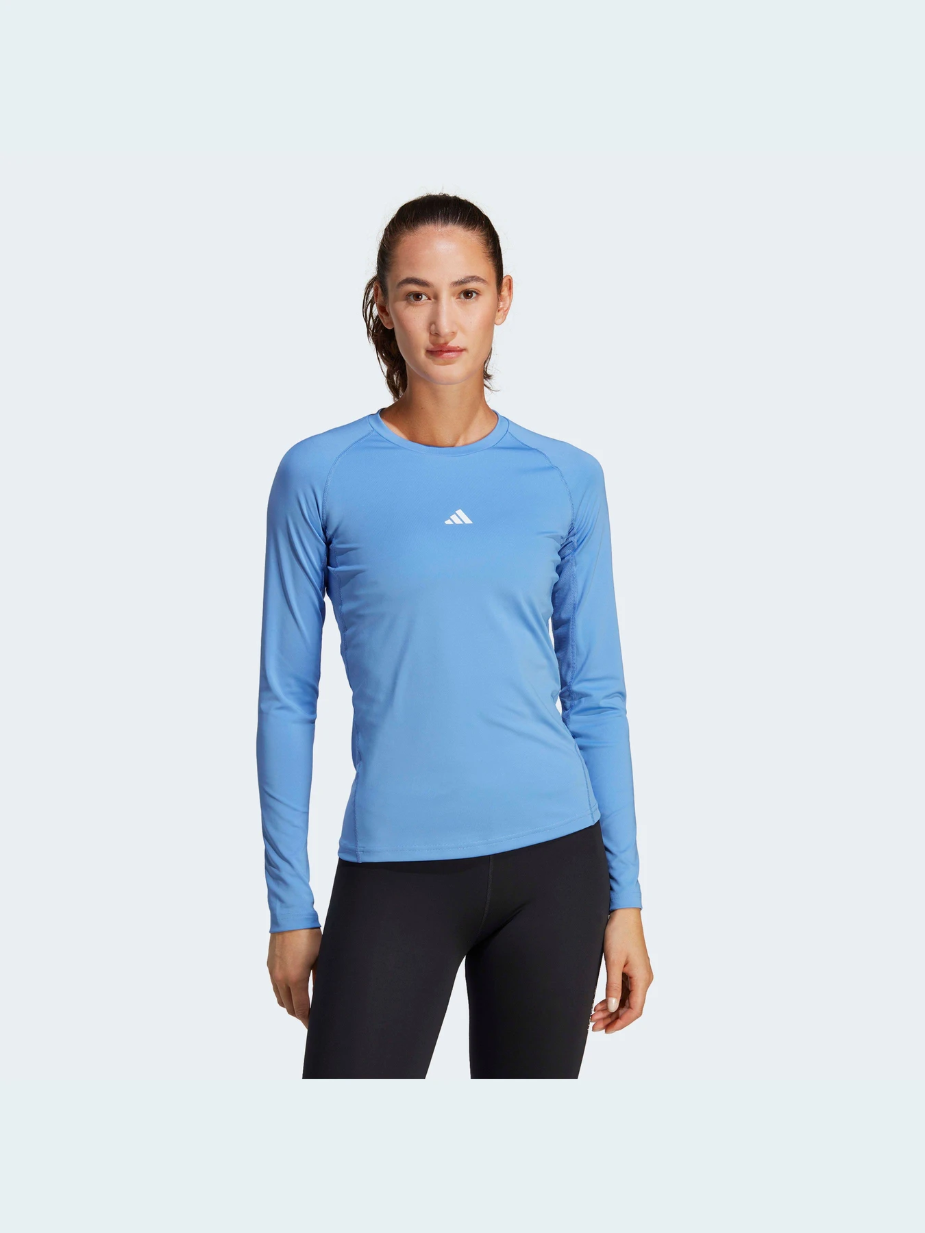 Худі та світшоти Adidas модель IB8854 Худі та світшоти Adidas модель IB8854 Фото