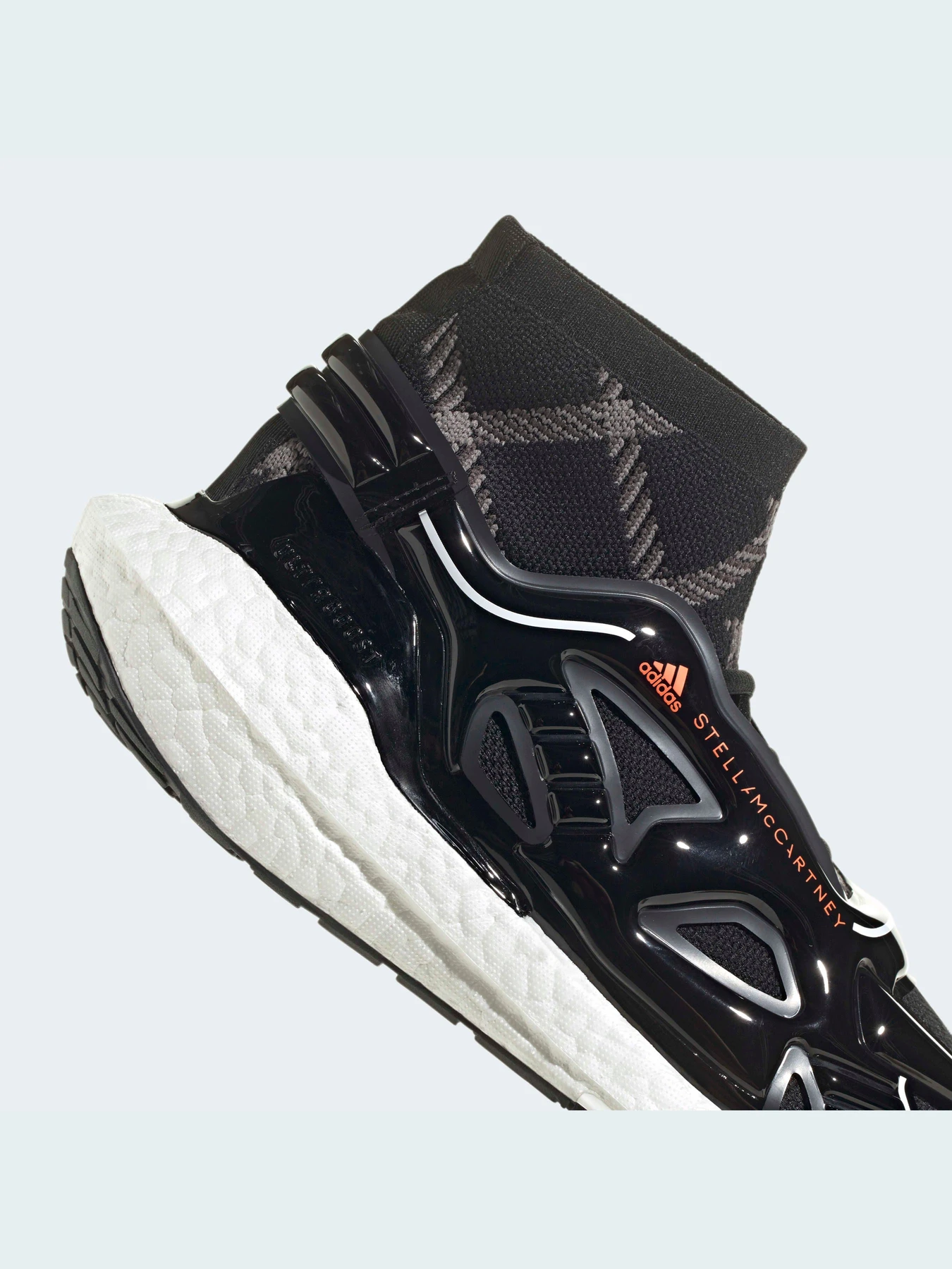 Кроссовки Adidas Ultraboost модель HQ6187 Кроссовки Adidas Ultraboost модель HQ6187 Фото