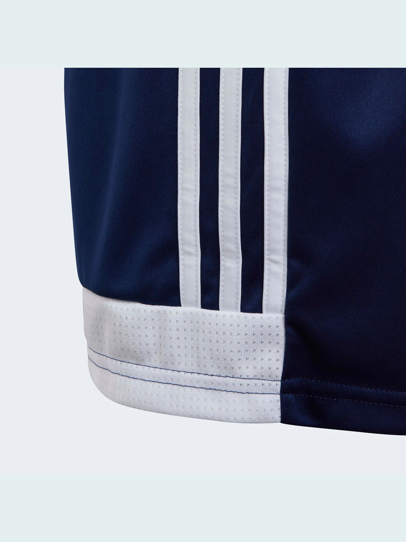 Шорты Adidas модель DP3172 Фото