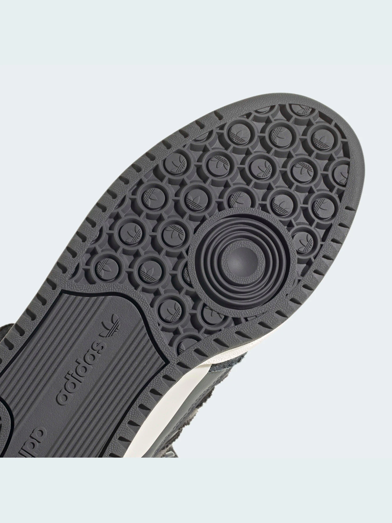 Кроссовки Adidas Forum модель HQ6335 Фото