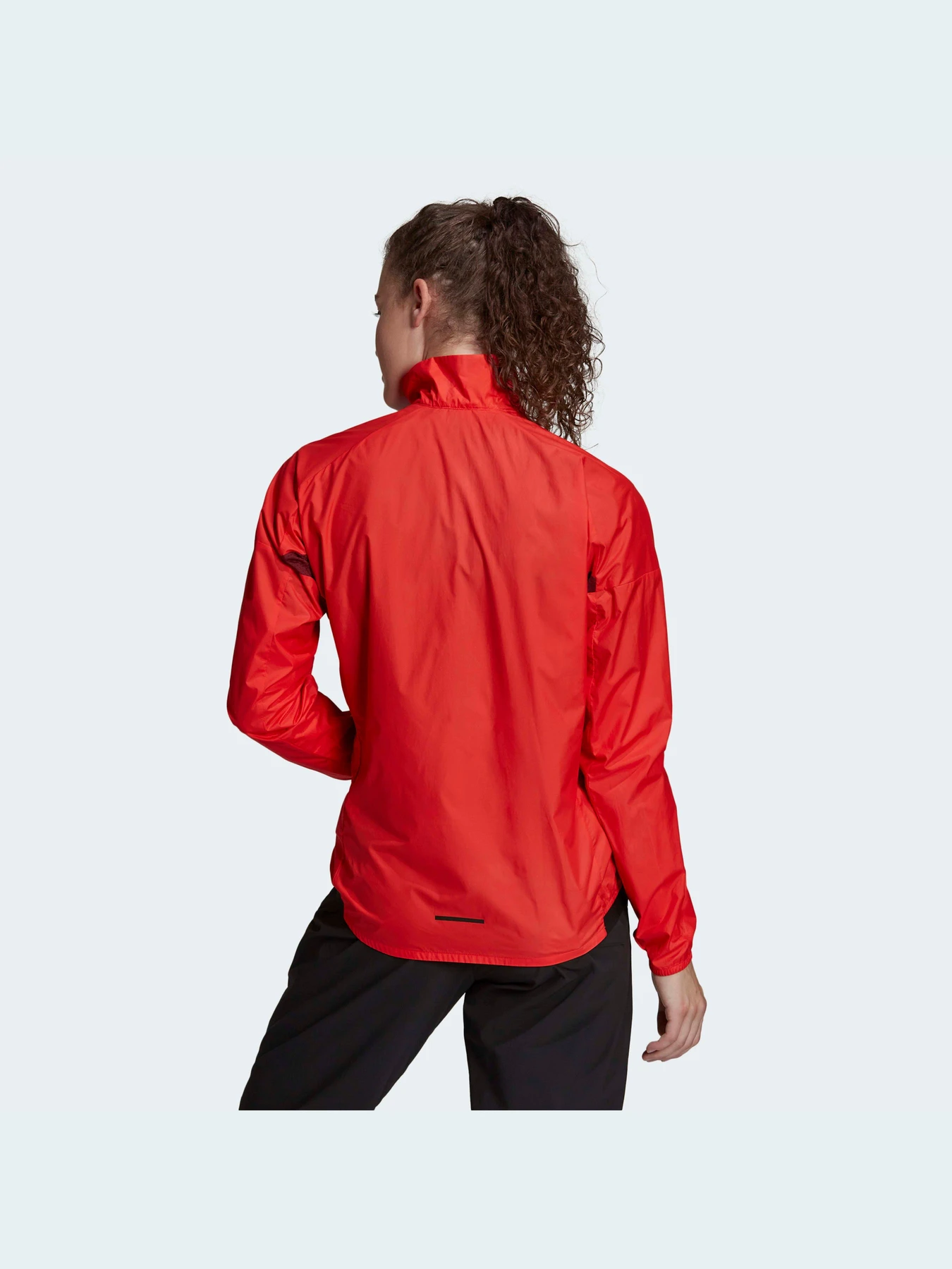 Куртки та дублянки Adidas модель H53408 Фото