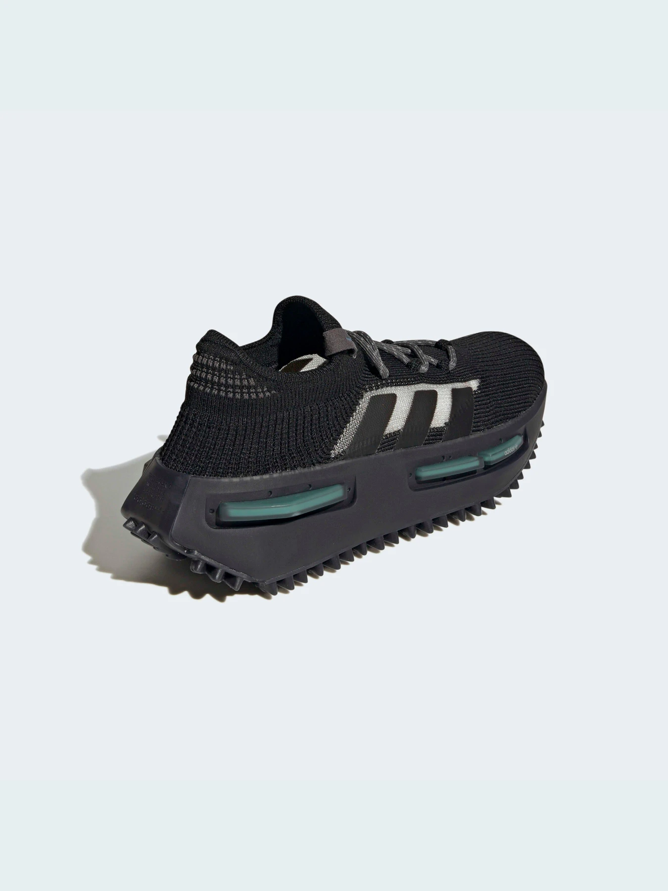 Кросівки Adidas NMD модель HP5523 Фото