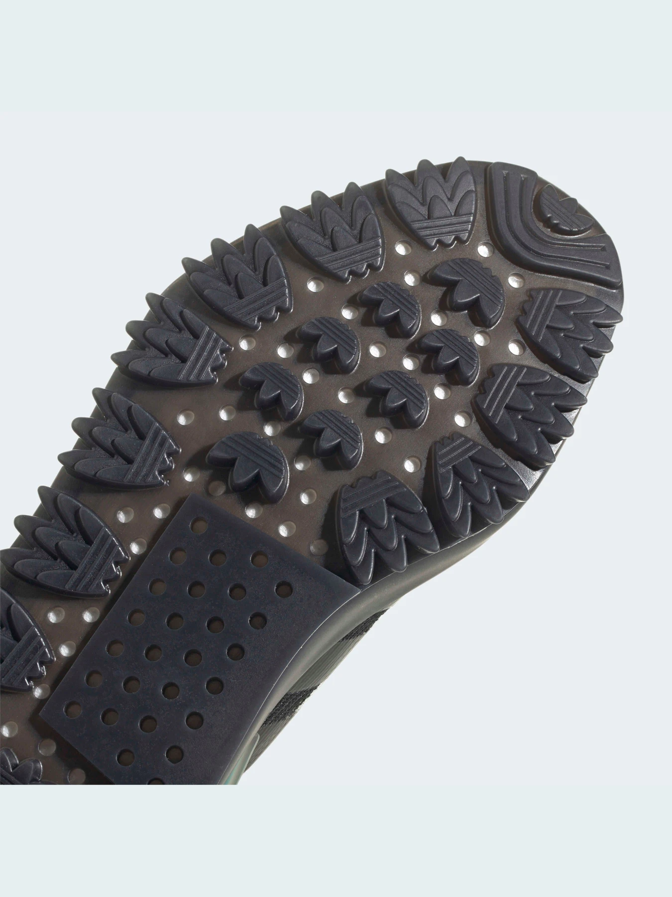 Кросівки Adidas NMD модель HP5523 Фото