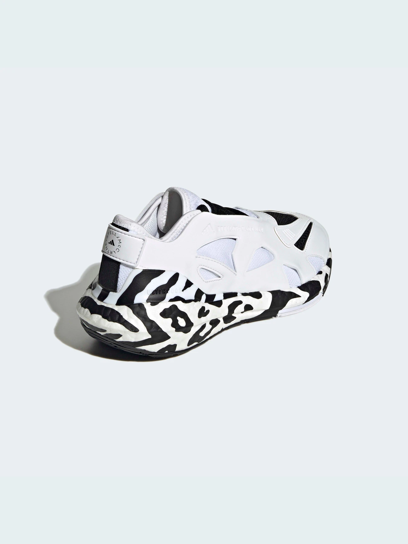Кроссовки Adidas Ultraboost модель GY4410 Фото