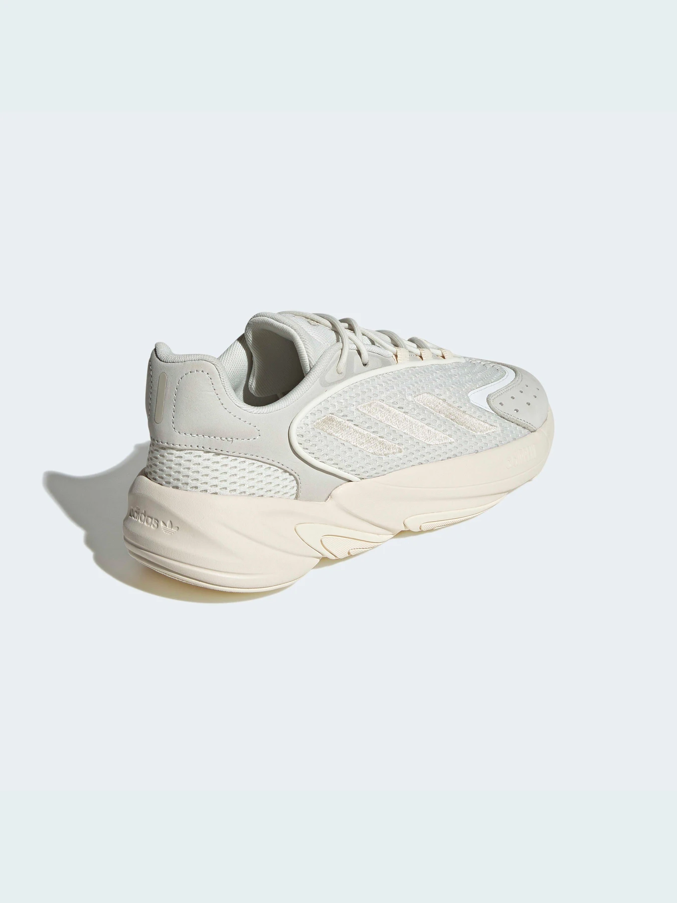 Кроссовки Adidas Ozweego модель GX3255 Кроссовки Adidas Ozweego модель GX3255 Фото