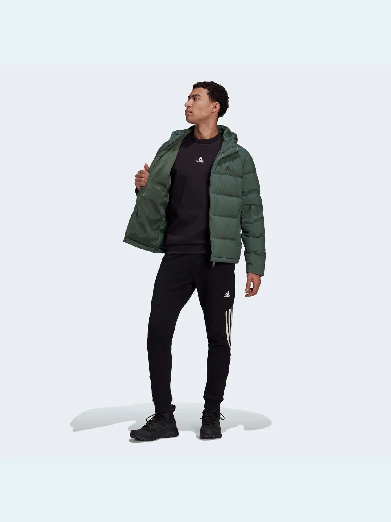 Куртки та дублянки Adidas модель HG8749 Куртки та дублянки Adidas модель HG8749 Фото