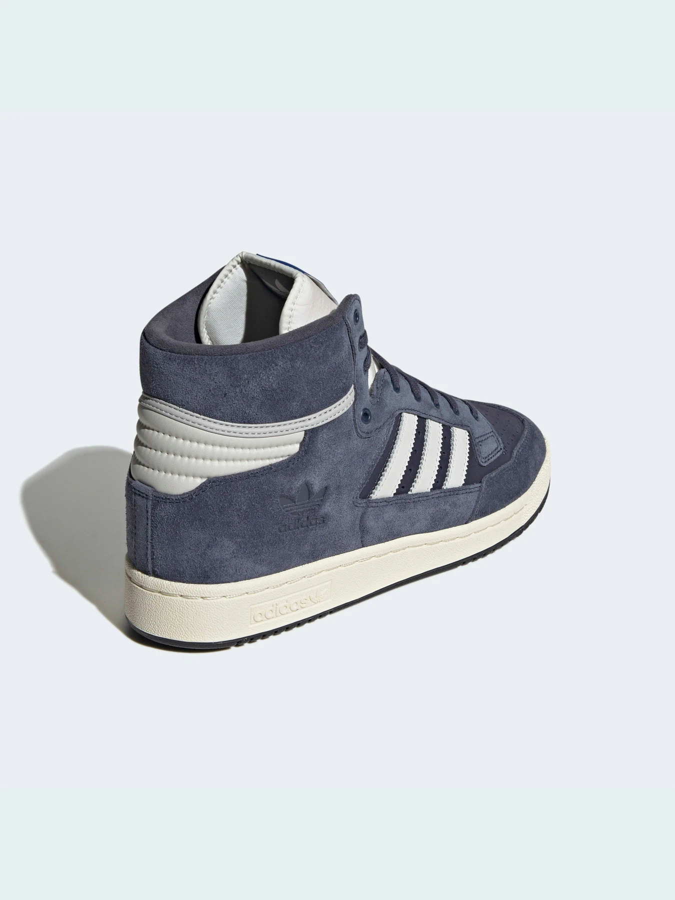 Кросівки Adidas модель FZ5992 Кросівки Adidas модель FZ5992 Фото
