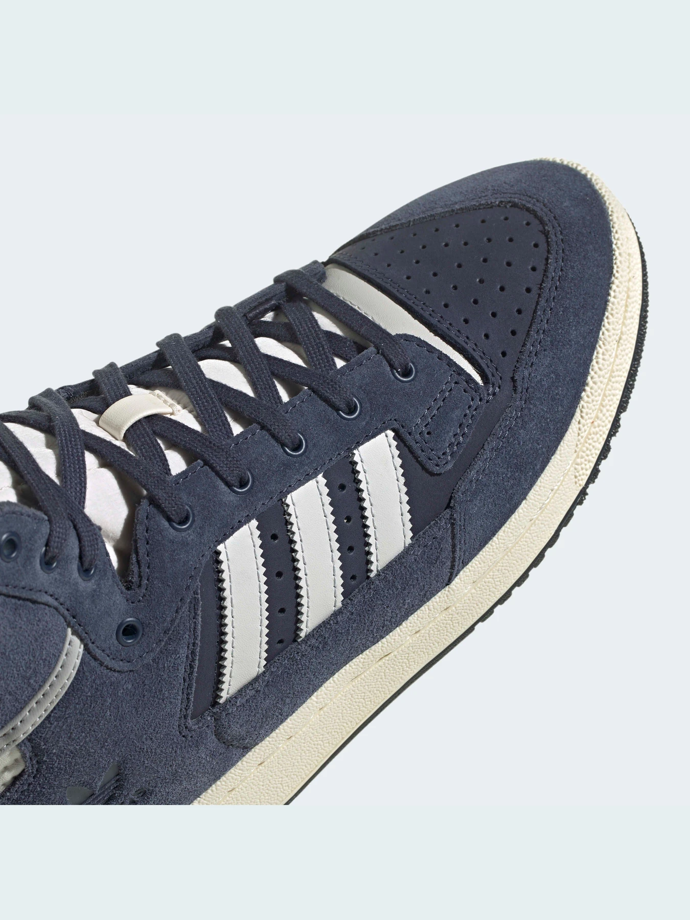 Кросівки Adidas модель FZ5992 Кросівки Adidas модель FZ5992 Фото