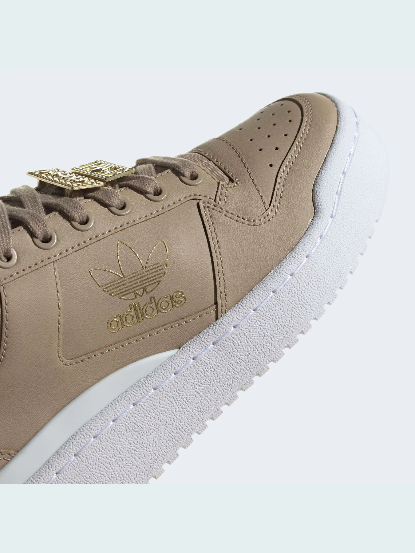 Кроссовки Adidas Forum модель GZ8608 Фото