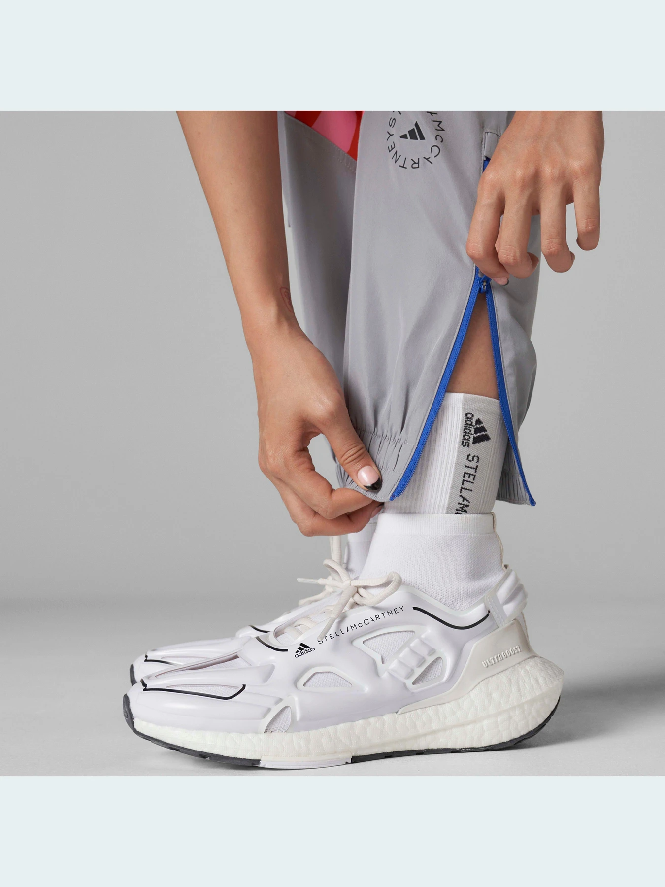 Штани Adidas модель HD9141 Штани Adidas модель HD9141 Фото