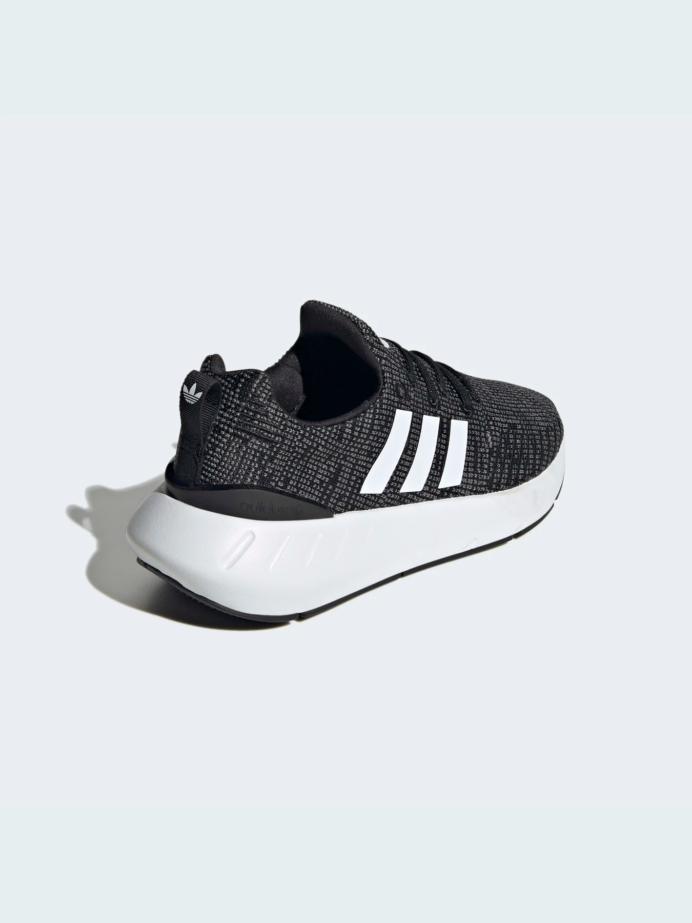Кроссовки Adidas Swift модель GW8176 Фото