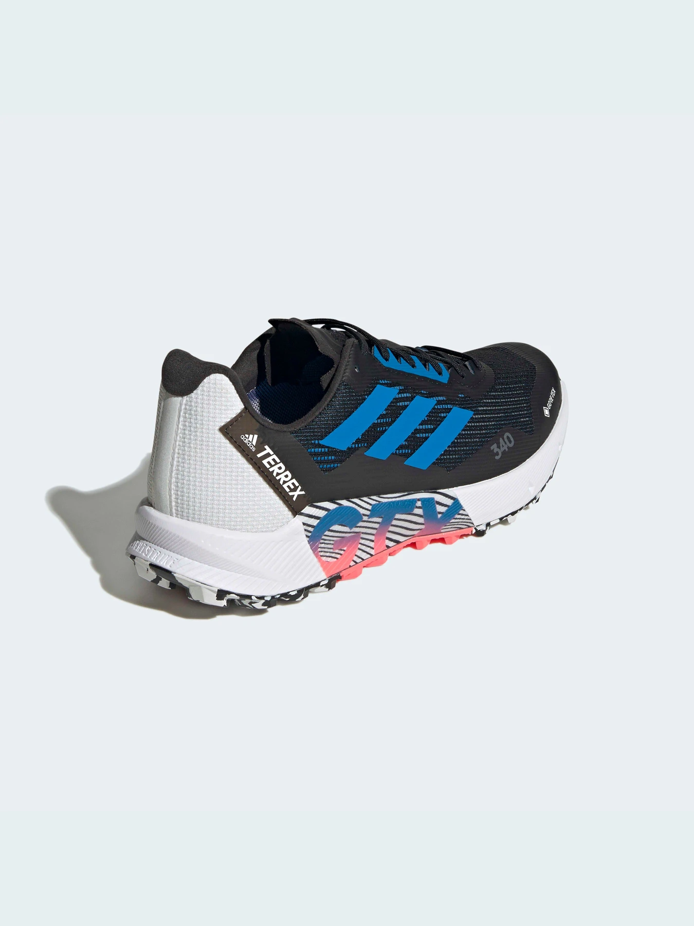 Кроссовки Adidas модель H03184 Кроссовки Adidas модель H03184 Фото